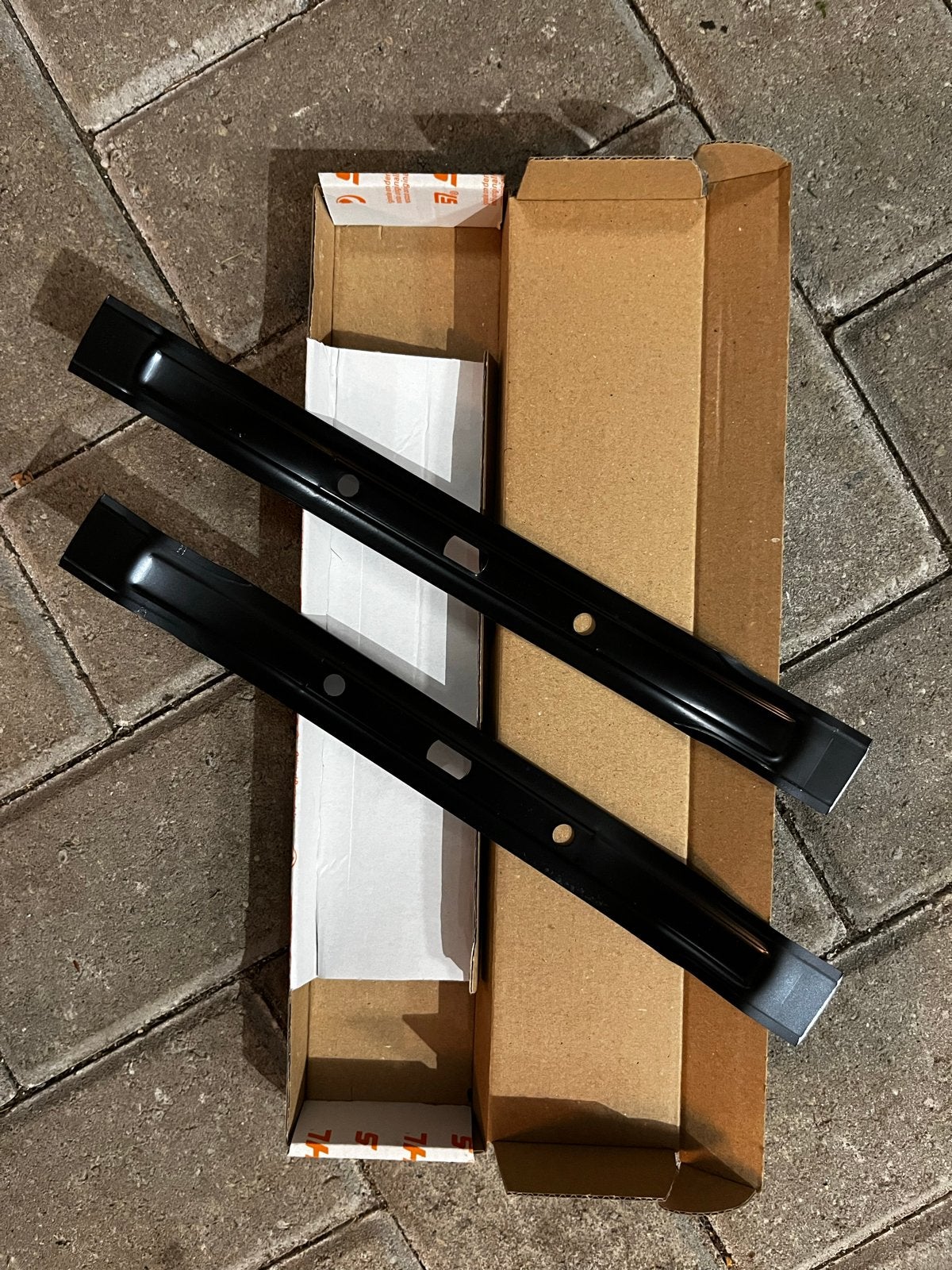 Stihl 30 cm maaimessen (2 stuks)Nieuw., Cirkelmaaier, Accu-grasmaaier, Nieuw, Ophalen of Verzenden