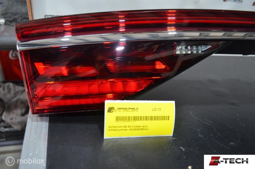 Achterlicht Audi Led middenstuk A8 D4 4N0945095AG, Auto-onderdelen, Verlichting, Audi, Nieuw, Audi, Ophalen of Verzenden