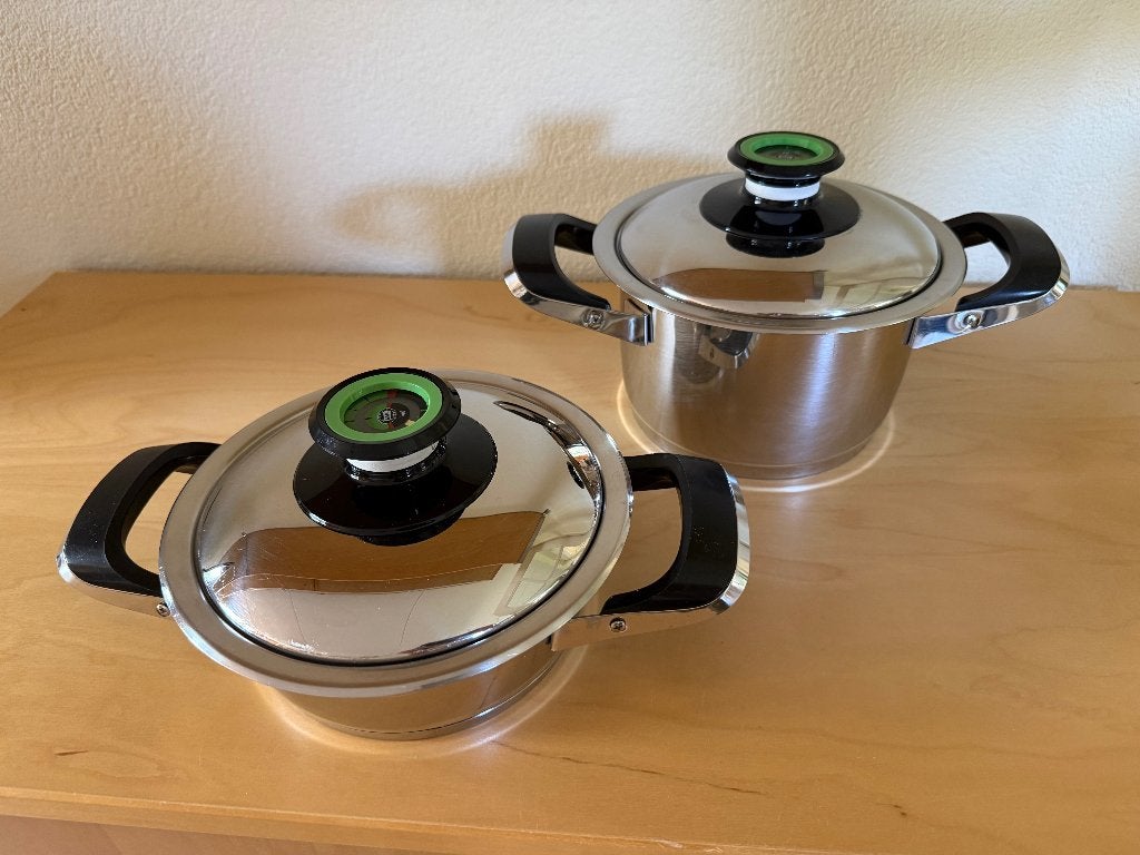 2 x AMC 16cm Potten (Hoog en Laag), Gebruikt, Met deksel, Ophalen of Verzenden, Rvs