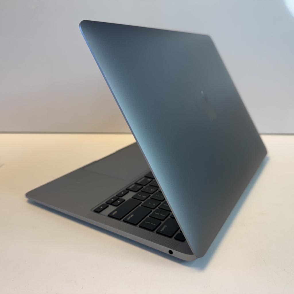 Apple Macbook Air 13 2020 | M1 | 8GB | 256GB |  100 Cycli, Apple, Zo goed als nieuw, Support@apple.com, One Apple Park Way
Cupertino, CA 95014
United States