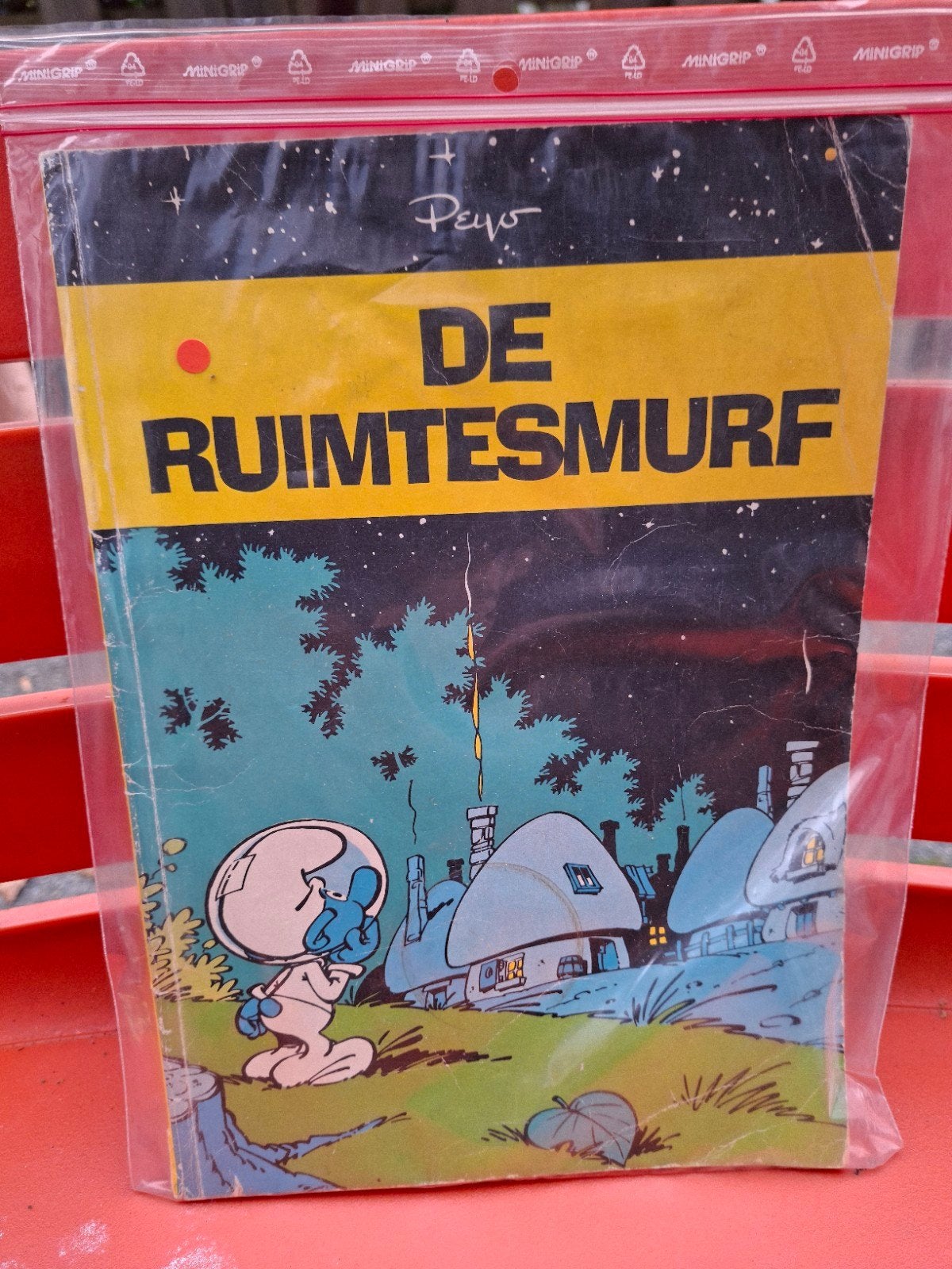 De Ruimtesmurf - Klassiek Smurfen stripboek van Peyo, Boeken, Stripboeken, Eén stripboek, Ophalen of Verzenden, Gelezen, Peyo