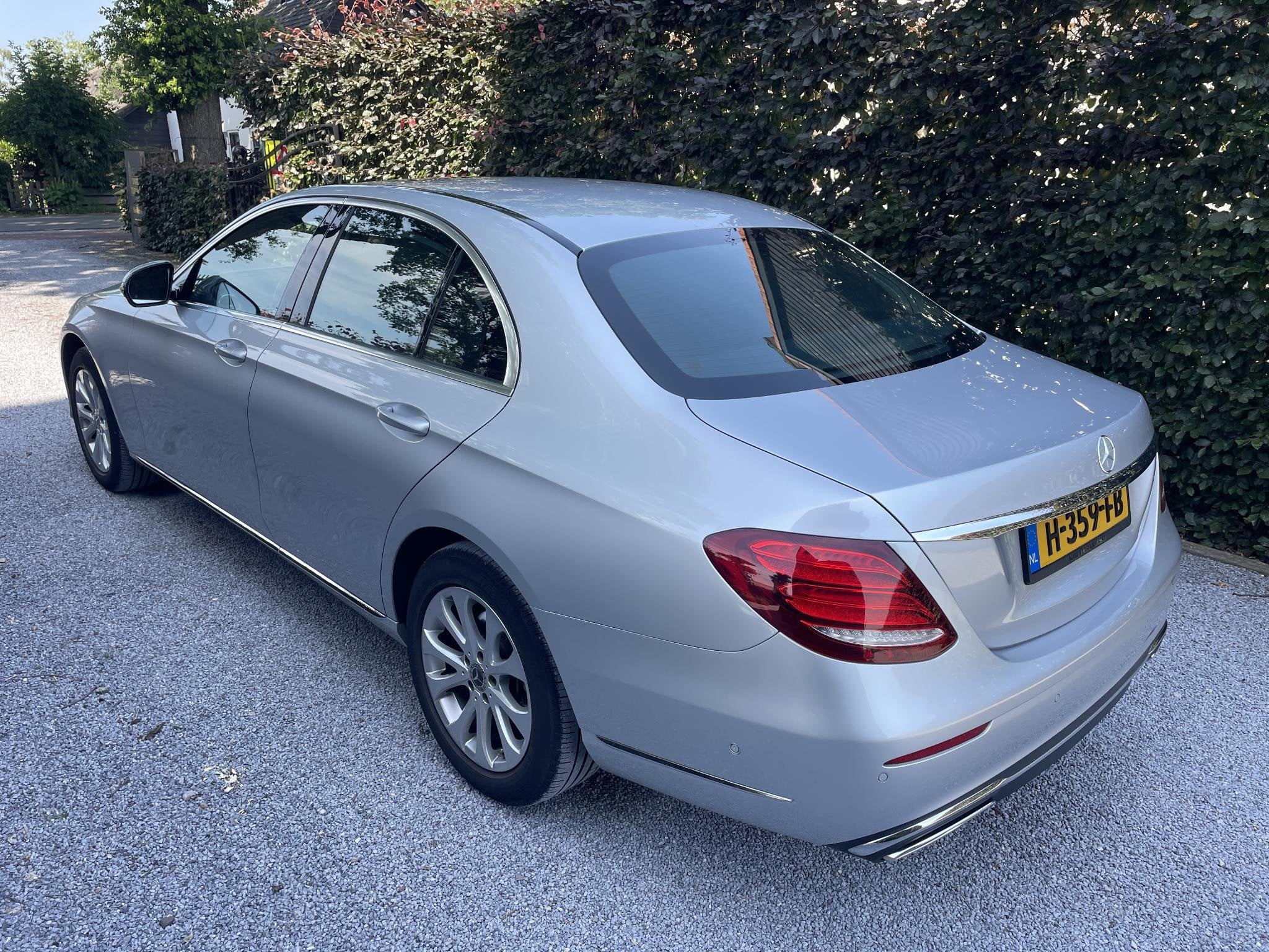 Mercedes-Benz E-klasse E-KLASSE E200 E 200 Business Solution, Automaat, Achterwielaandrijving, Gebruikt, Met garantie (alle)