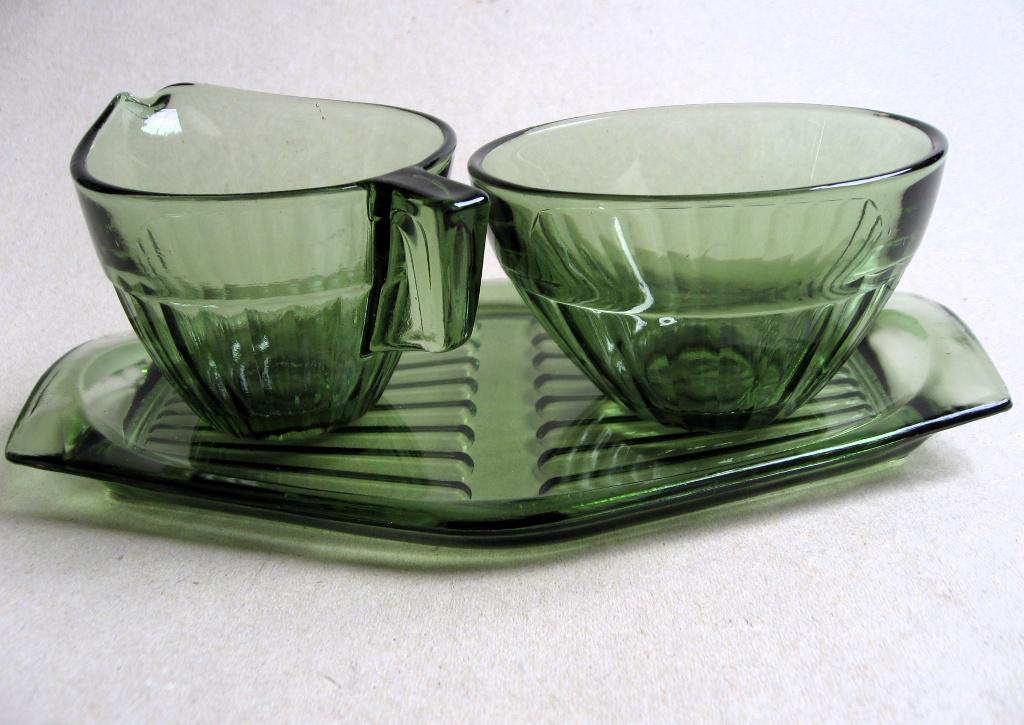 Hollandia roomstel groen persglas A..D. Copier jaren 30/40, Antiek en Kunst, Ophalen of Verzenden