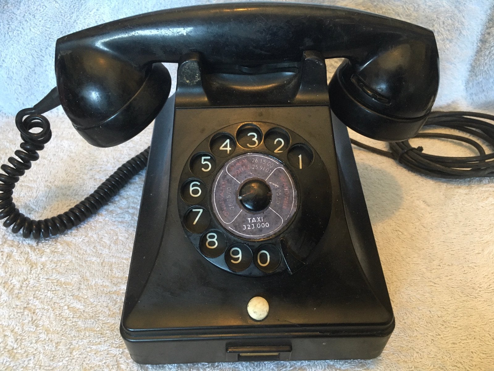 Ouderwetse bakelieten ptt “STANDARD” telefoon jaren50, Telecommunicatie, Vaste telefoons | Niet Draadloos, Ophalen of Verzenden