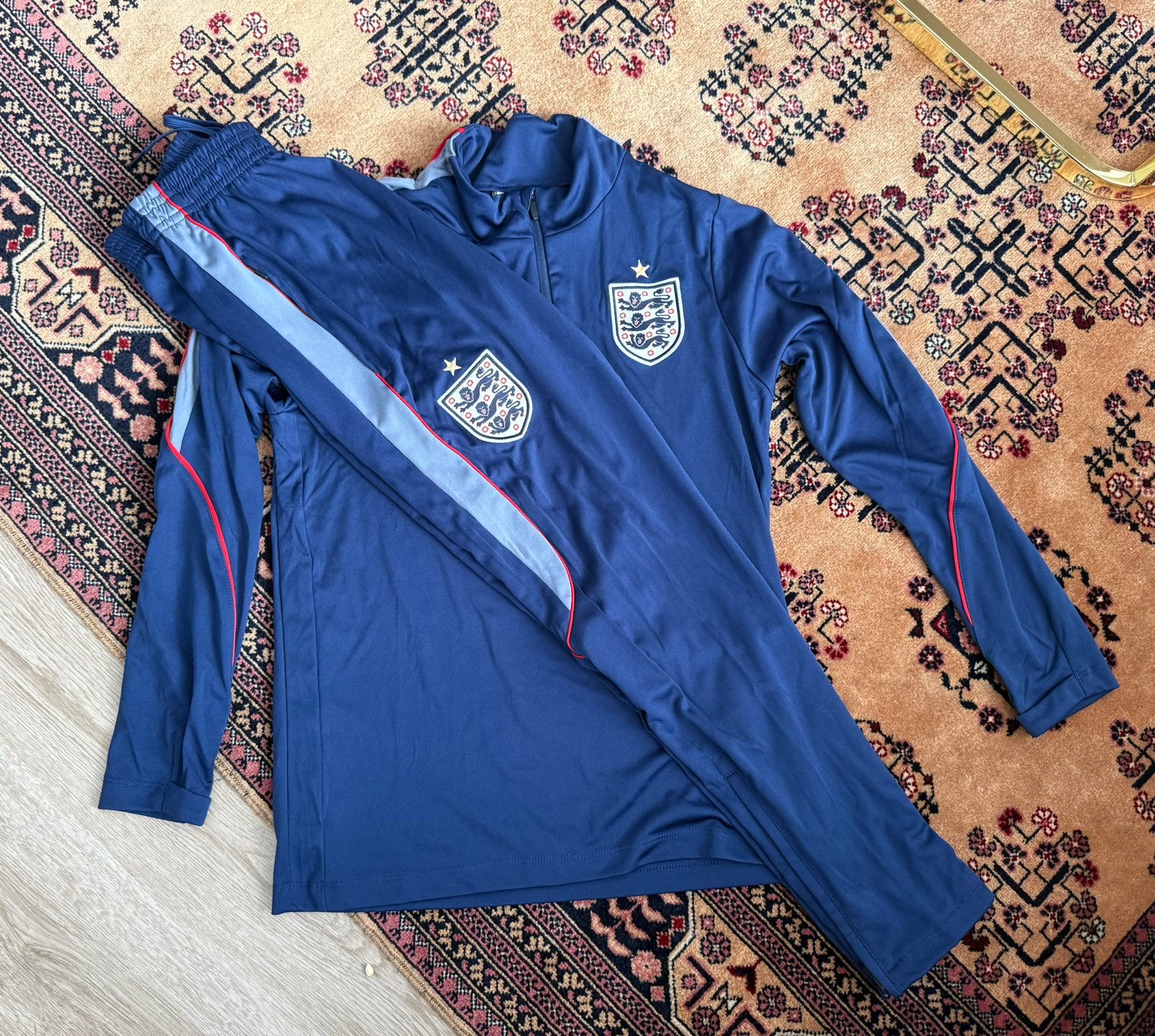 Engeland Voetbal Trainingspak Kinderen - Leeftijd 10-12, Sport en Fitness, Ophalen of Verzenden, Nieuw, Trainingspak