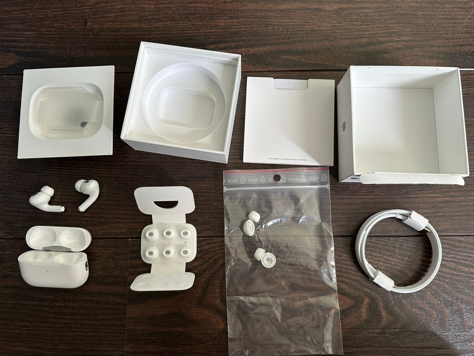 Met GARANTIE - Apple AirPods Pro (2e generatie) oplaadcase, Ophalen, Zo goed als nieuw, Koptelefoon