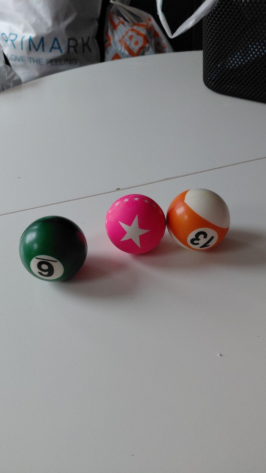 zachte balletjes 3 stuks, Overige materialen, Nieuw, 4 bedels of meer, Ophalen