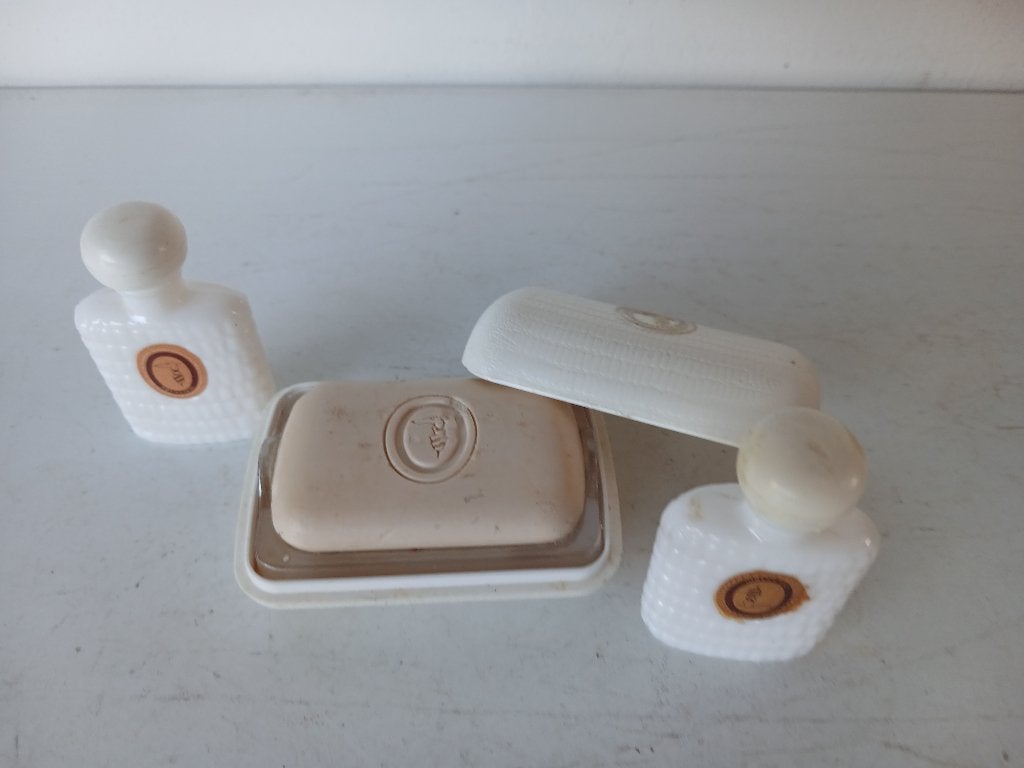 2 Trussardi Donna eau de toilette miniaturen  en gastenzeep, Verzenden, Nieuw, Miniatuur, Gevuld