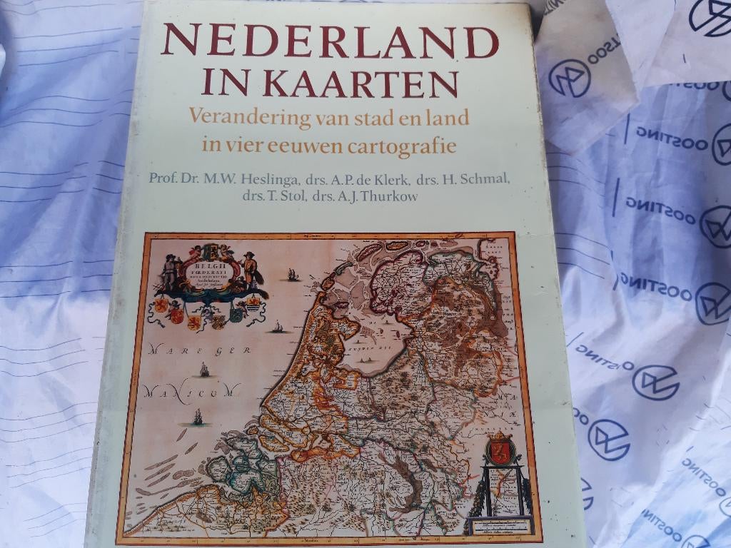 Nederland in kaartenverandering van stad en land in vier eeu, Boeken, Atlassen en Landkaarten, Overige atlassen, Overige gebieden