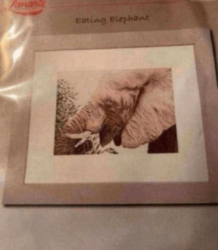BORDUURPAKKET LANARTE EATING ELEPHANT, Ophalen of Verzenden, Nieuw, Handborduren, Borduurpakket