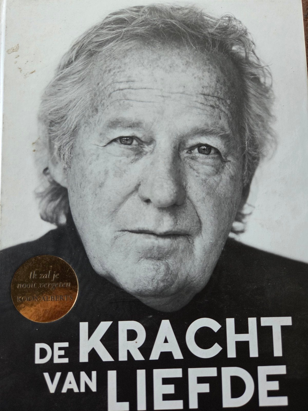 De Kracht van Liefde - Koos Alberts, Boeken, Ophalen of Verzenden, Zo goed als nieuw, Koos Alberts