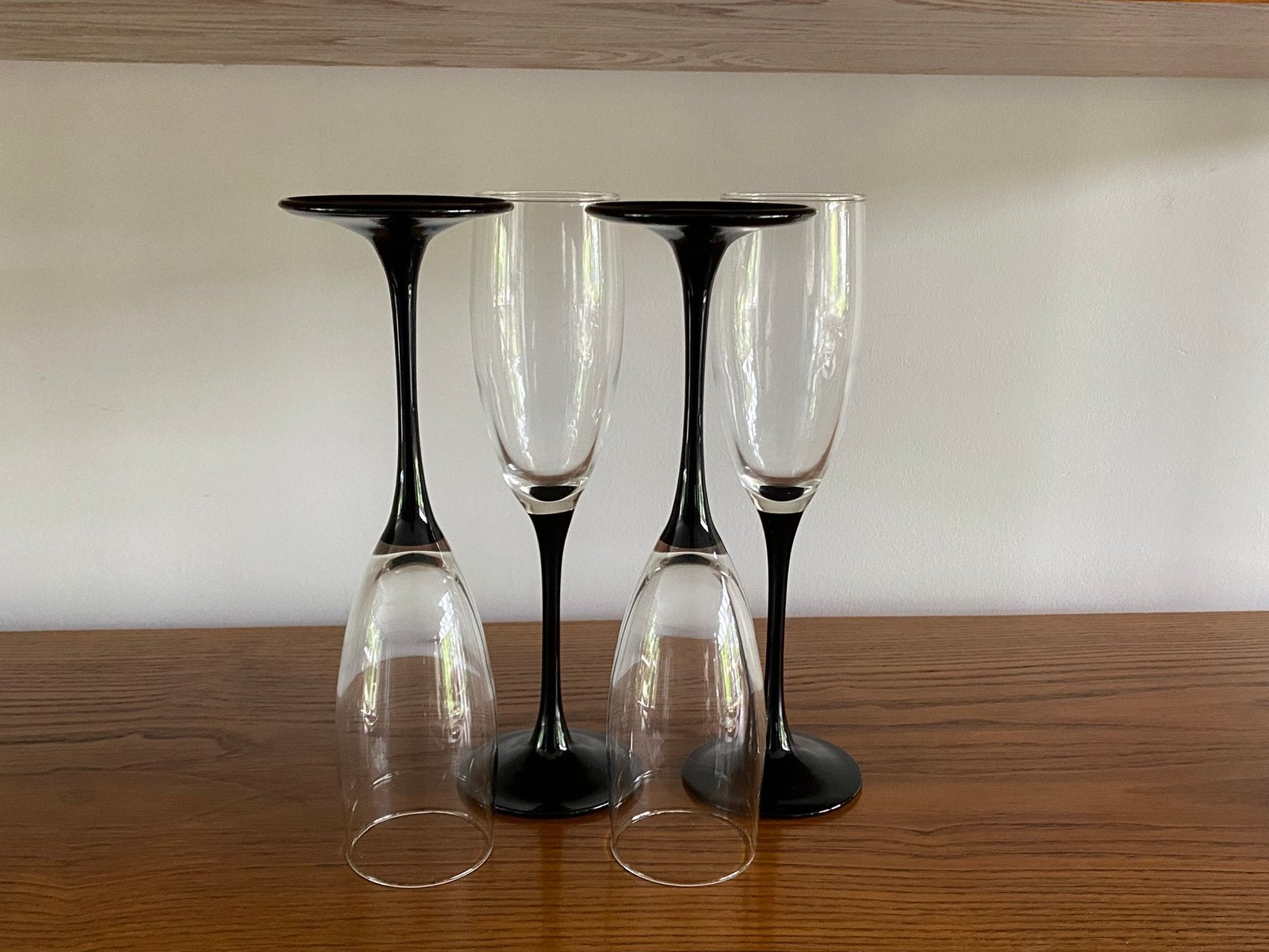 4 Vintage Luminarc France champagne glazen zwarte steel, Ophalen of Verzenden, Zo goed als nieuw, Overige typen
