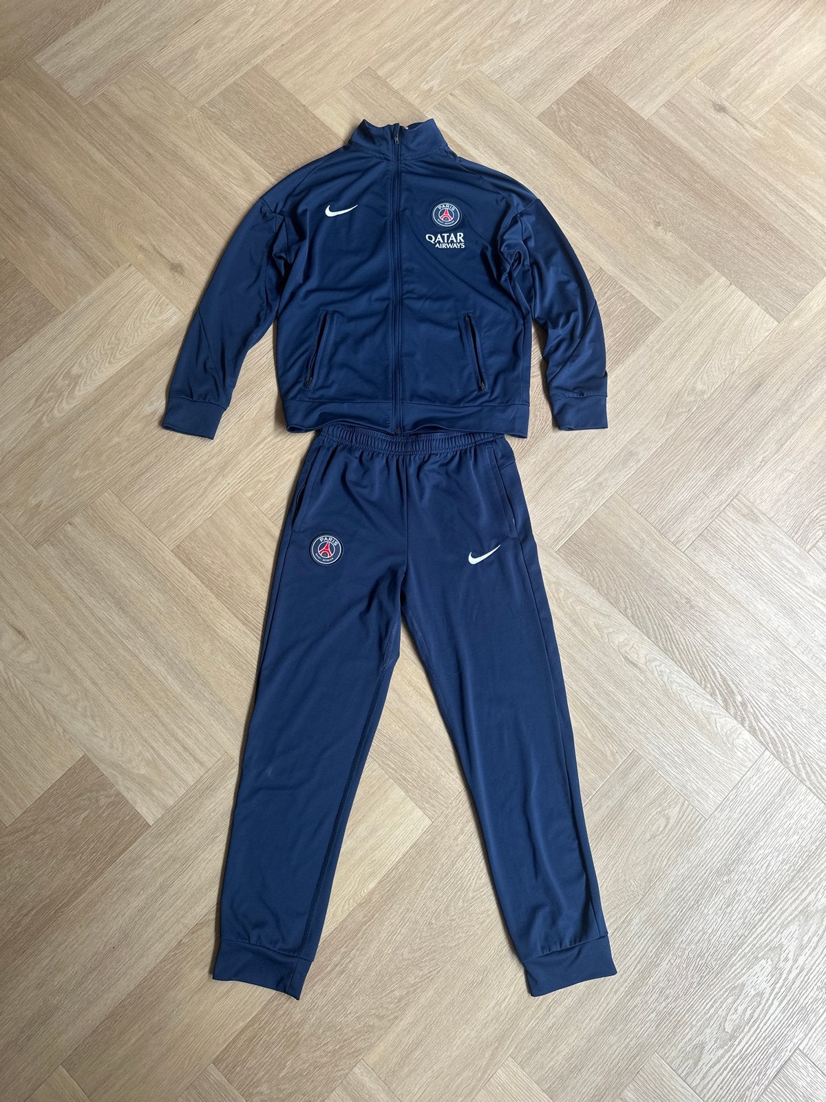Nike Paris Saint-Germain Trainingspak - Maat XL, Ophalen of Verzenden, Gebruikt, Jongen