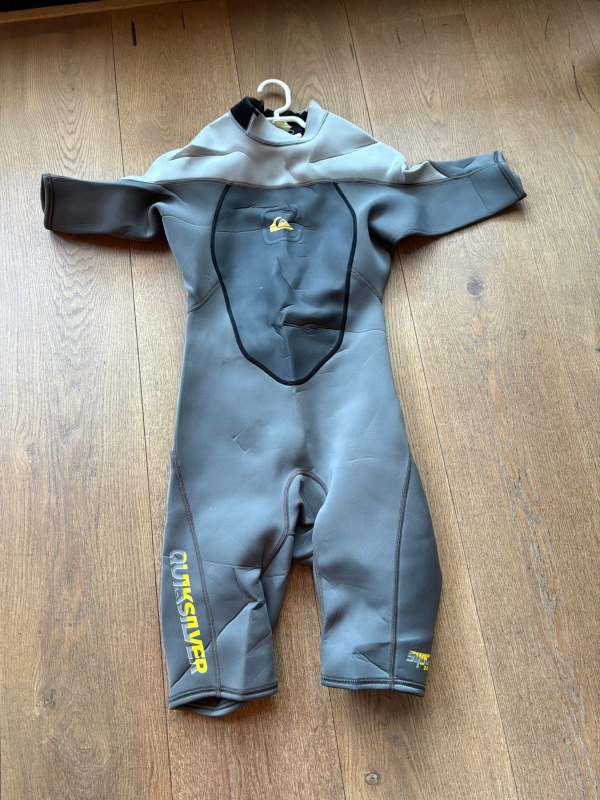 Quicksilver wetsuit M kort, Watersport en Boten, Ophalen of Verzenden, Gebruikt, Overige typen