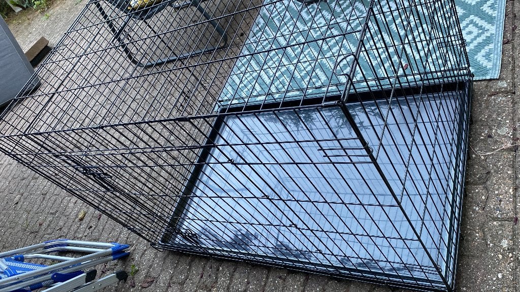 Honden bench, Ophalen, Zo goed als nieuw
