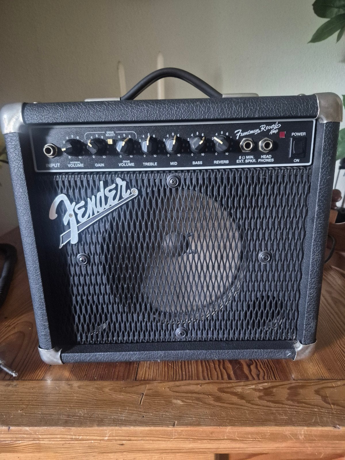 FENDER frontman reverb, 38 w, type: pr241, I.Z.G.ST, Muziek en Instrumenten, Ophalen, Gebruikt, Gitaar, Minder dan 50 watt