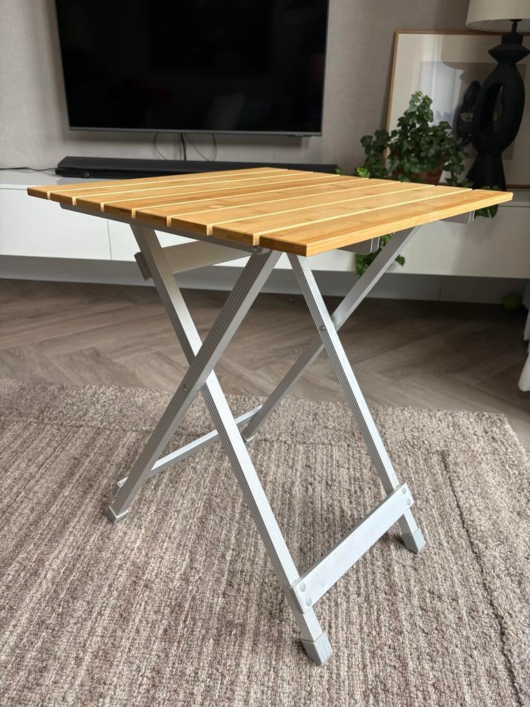 Opvouwbare bijzettafel van bamboe en aluminium tafel, Ophalen of Verzenden, Zo goed als nieuw