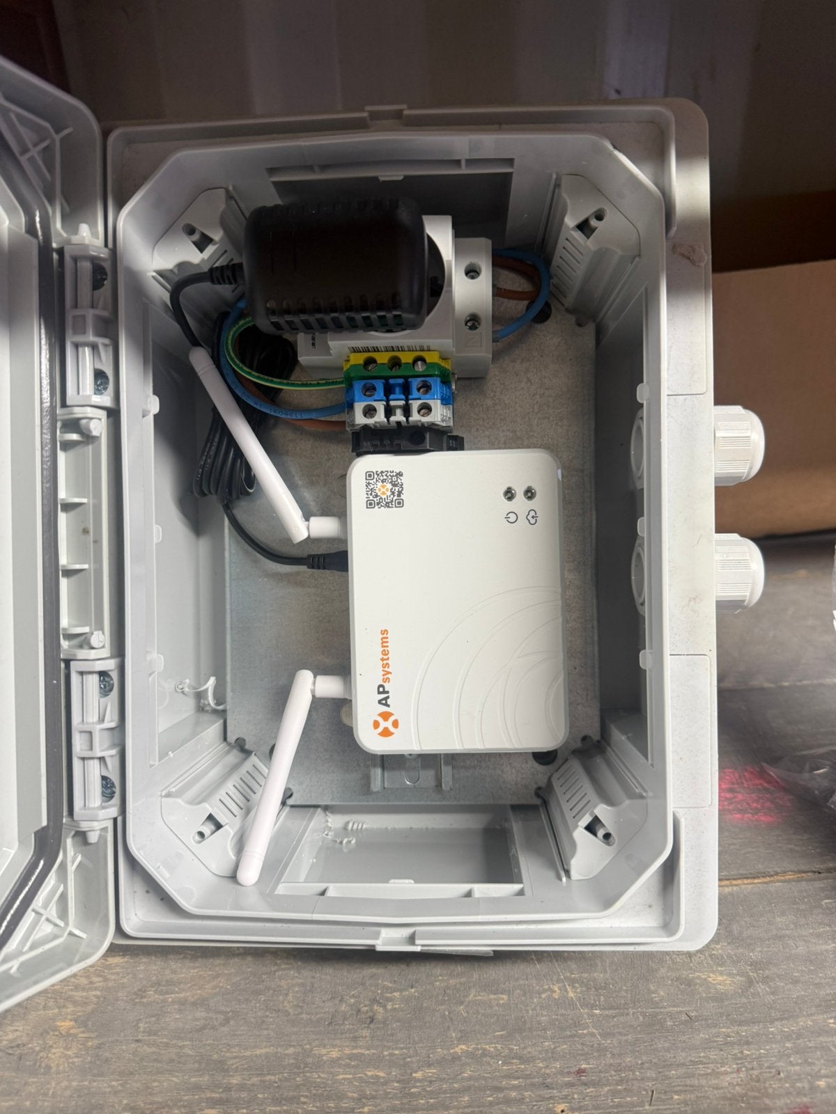 APsystems ECU-R Gateway, Ophalen of Verzenden, Zo goed als nieuw