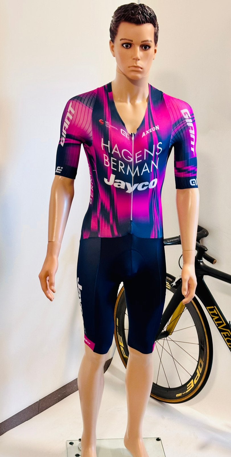 Wielrenkleding wielrenpak snelpak speedsuit maat M Ale, Fietsen en Brommers, Fietsaccessoires | Fietskleding, Ophalen of Verzenden