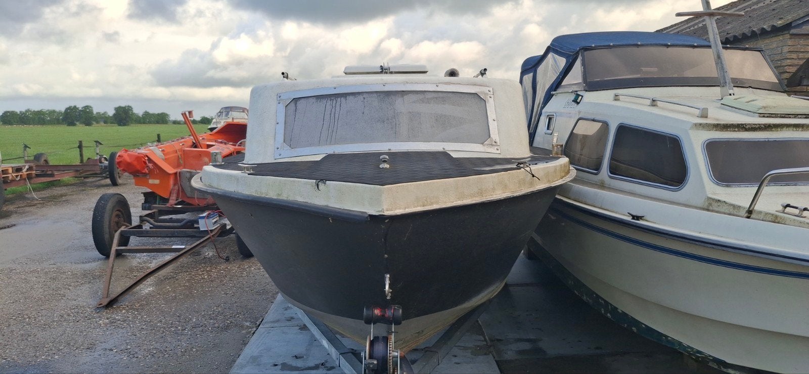 Kajuitboot waterland 550 opknapper slechts 500 euro, Ophalen, Gebruikt, Kajuitboot, Waterland