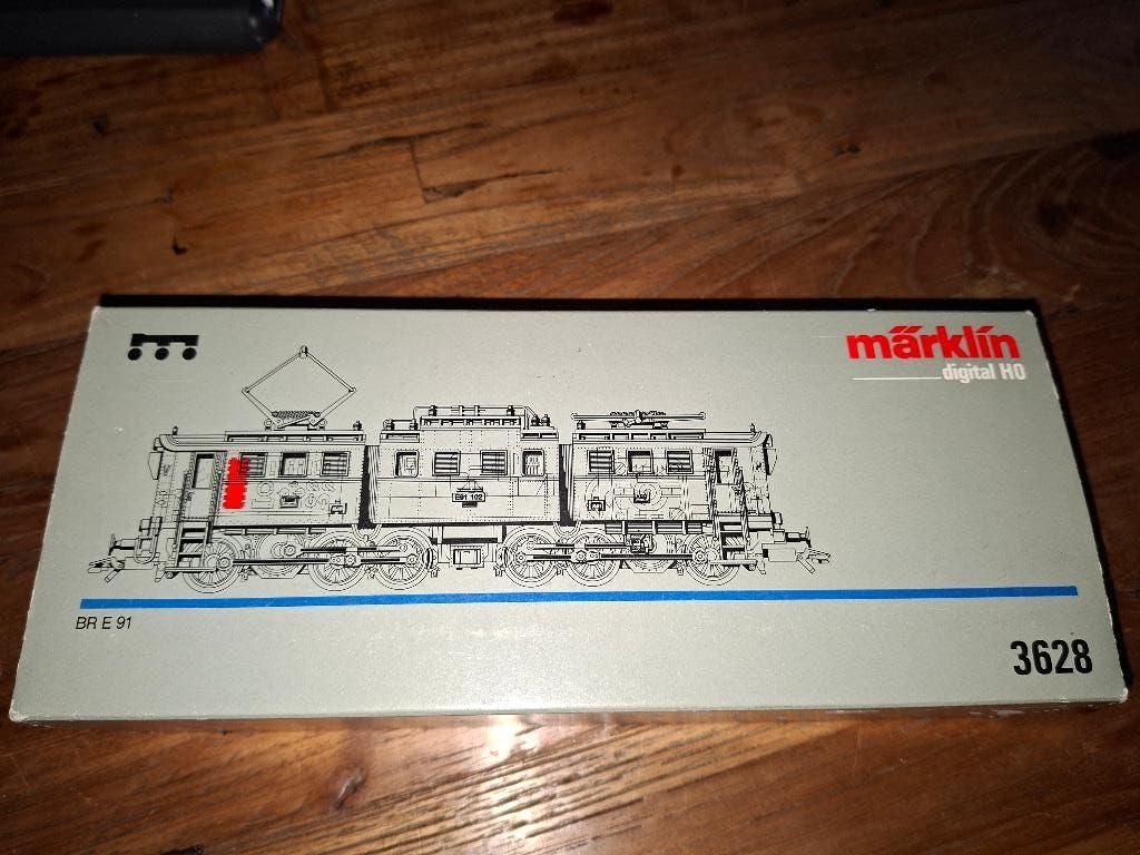 Marklin loc 3628, Hobby en Vrije tijd, Modeltreinen | H0, Wisselstroom, Locomotief, Ophalen of Verzenden, Zo goed als nieuw