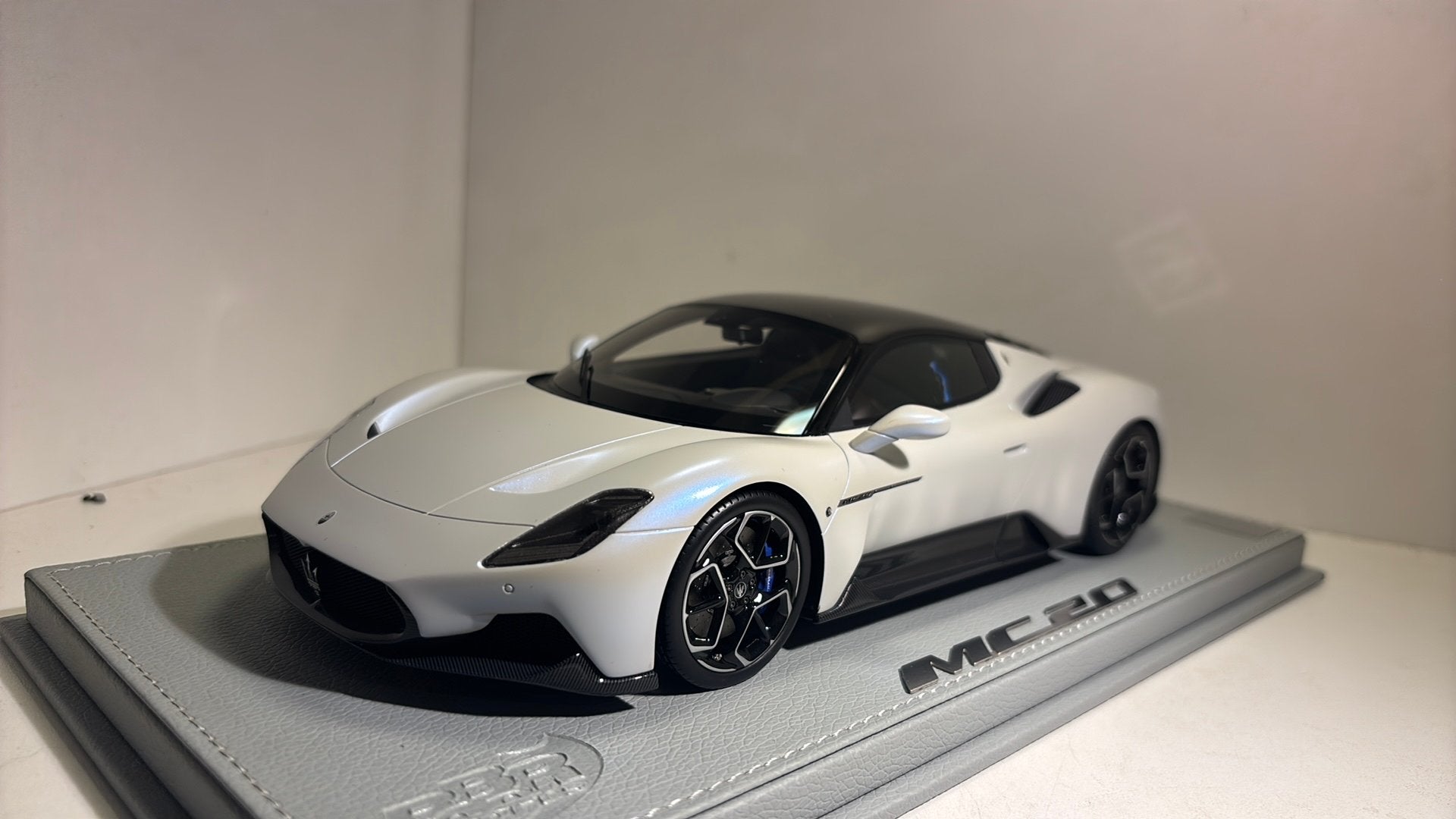 Maserati mc20 bianco white BBR 1.18, Overige merken, Ophalen of Verzenden, A, A