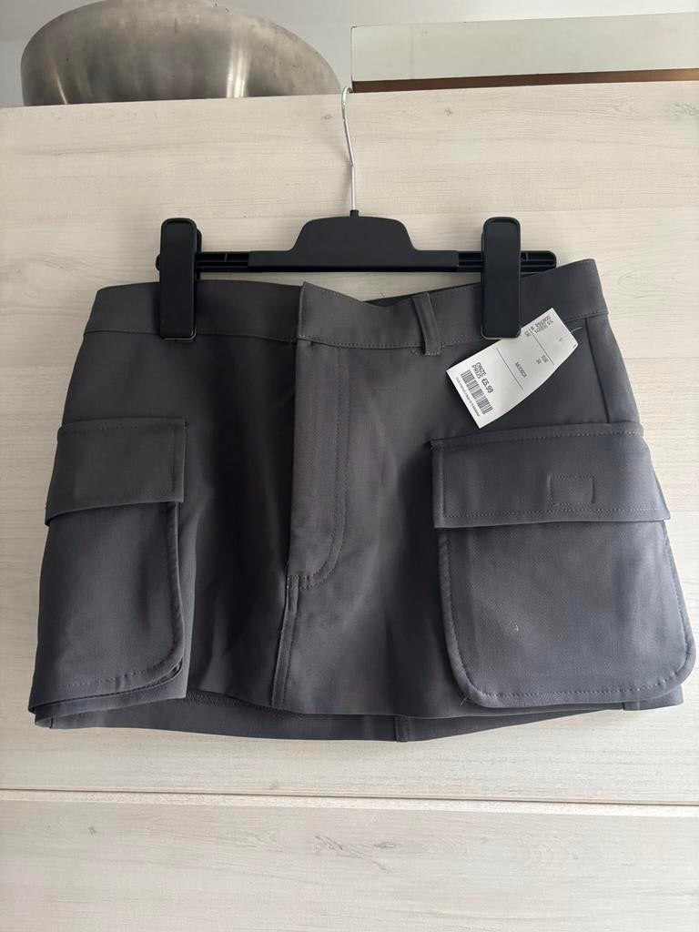 Mini rok Pull & Bear maat XS nieuw, Nieuw, Ophalen of Verzenden, Maat 34 (XS) of kleiner, Grijs