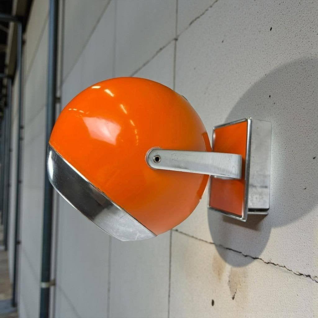 Vintage Space Age Bolspot / Wandlamp Oranje/Chroom, Ophalen, Gebruikt, Metaal of Aluminium