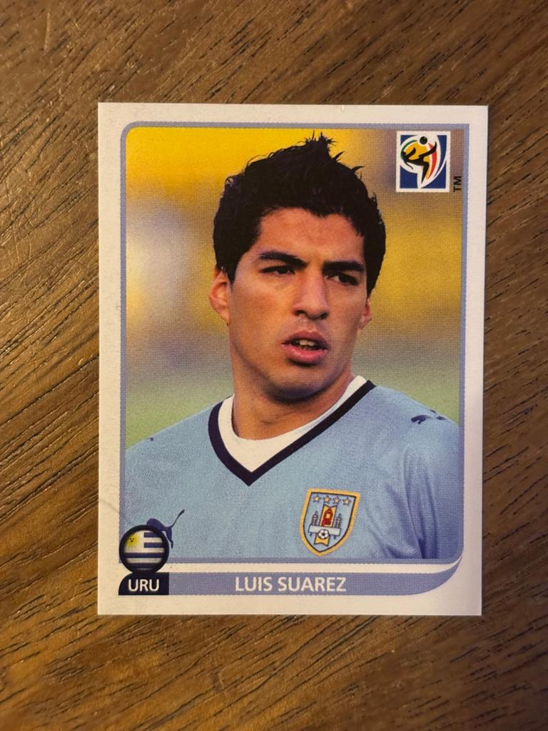 Luis Suarez Panini WK 2010 Sticker - Uruguay #84, Verzamelen, Sportartikelen en Voetbal, Ophalen of Verzenden, Zo goed als nieuw