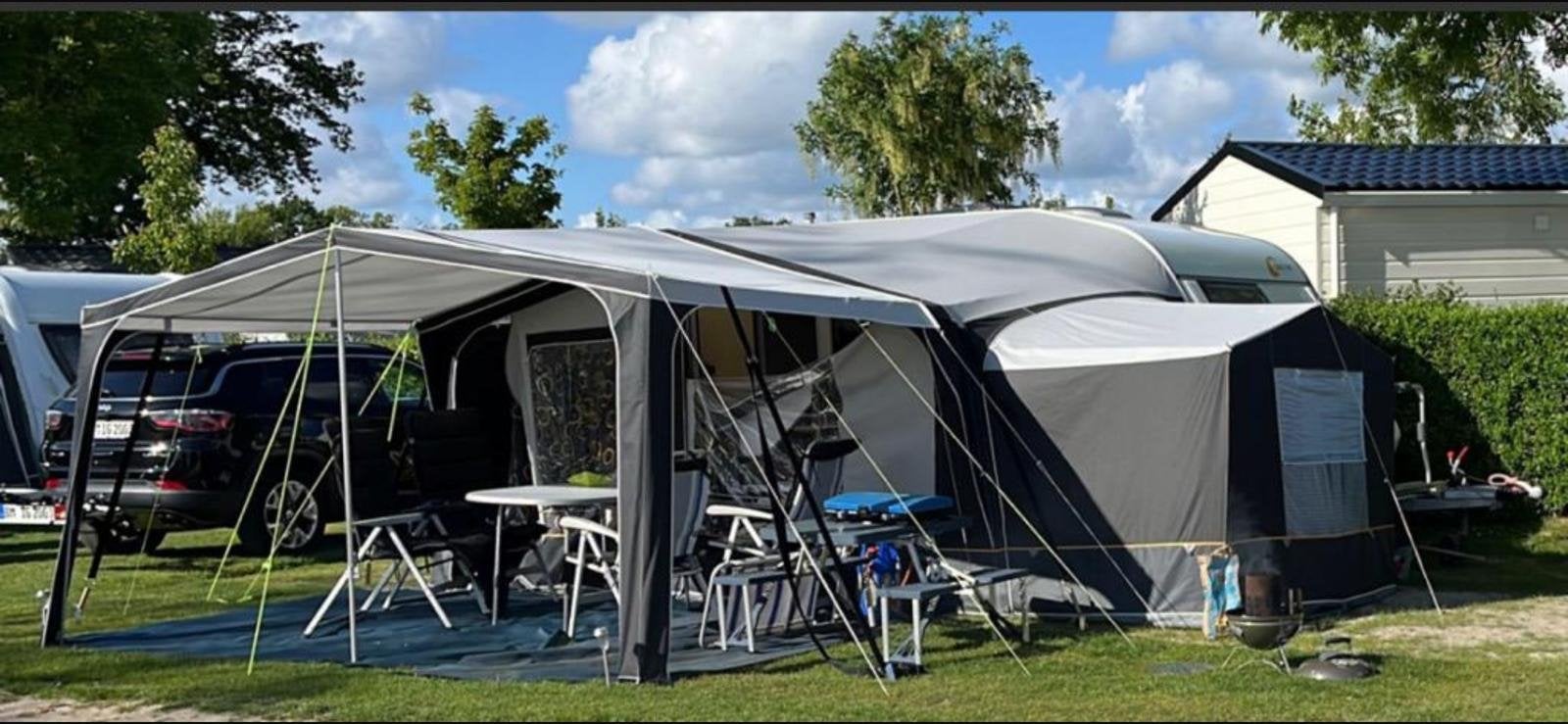 Delta EuroLiner 4400LB Mover Dorema voortent Fibre stokken, Caravans en Kamperen, Mover, Omvormbare zithoek, Treinzit, 750 - 1000 kg