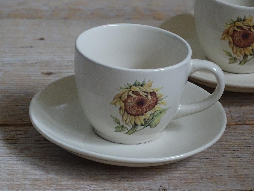 Servies, Jet (by Ter Steege), SUNFLOWER, z.g.a.n., Ophalen of Verzenden, Zo goed als nieuw, Overige stijlen, Kop(pen) en/of Schotel(s)