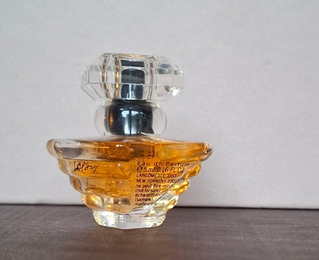 Tresor vintage parfum miniatuur 5ML, Ophalen of Verzenden, Nieuw, Miniatuur, Gevuld
