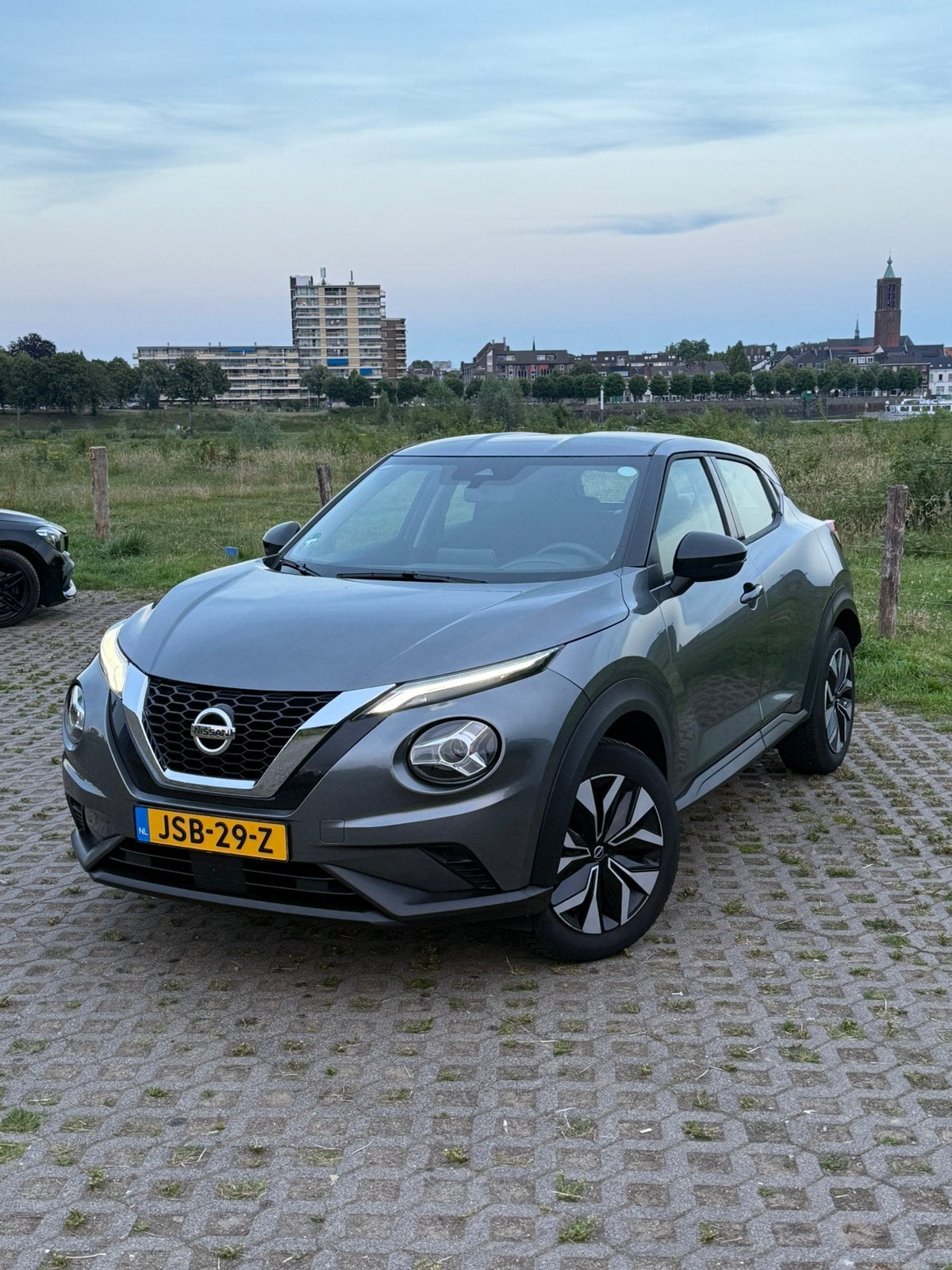 Nissan Juke 1.0 Dig-t 114pk 2024 Grijs, 1250 kg, Particulier, 3 cilinders, SUV of Terreinwagen