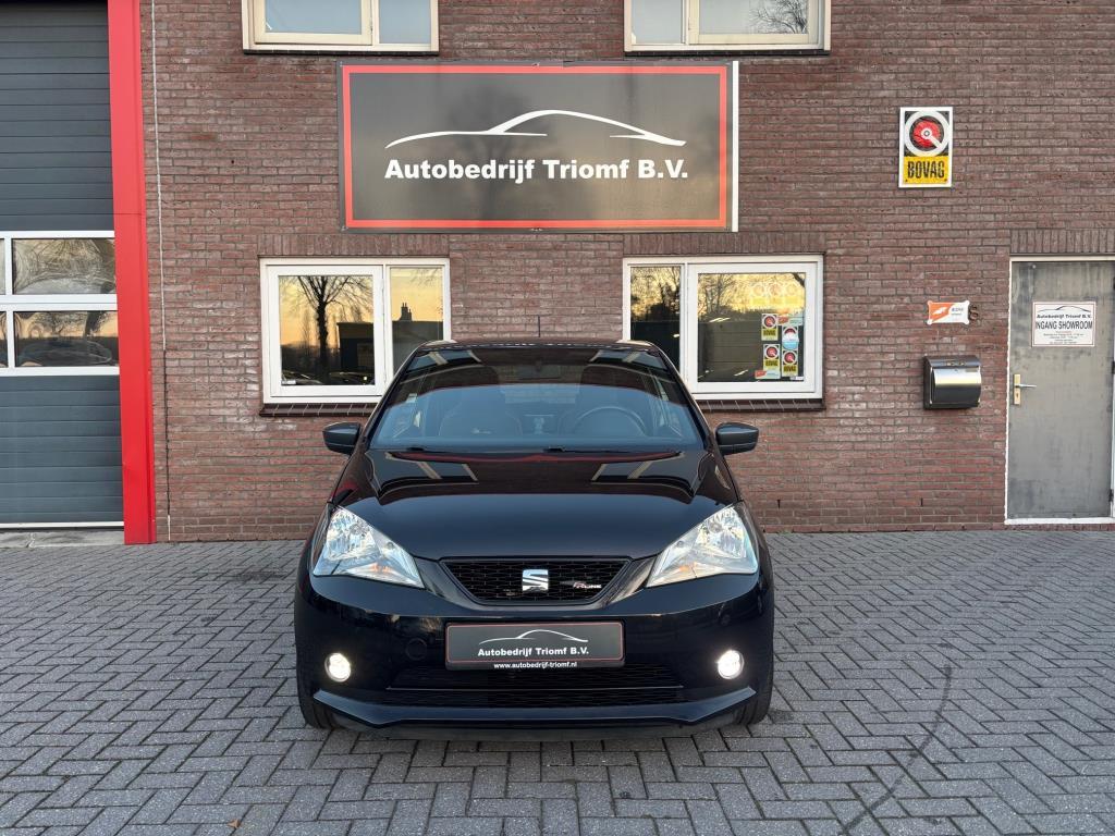 SEAT Mii FR - CRUISECONTROL -NAVIGATIE- PARKEERSENSOREN- STO, Voorwielaandrijving, Stof, Gebruikt, Zwart
