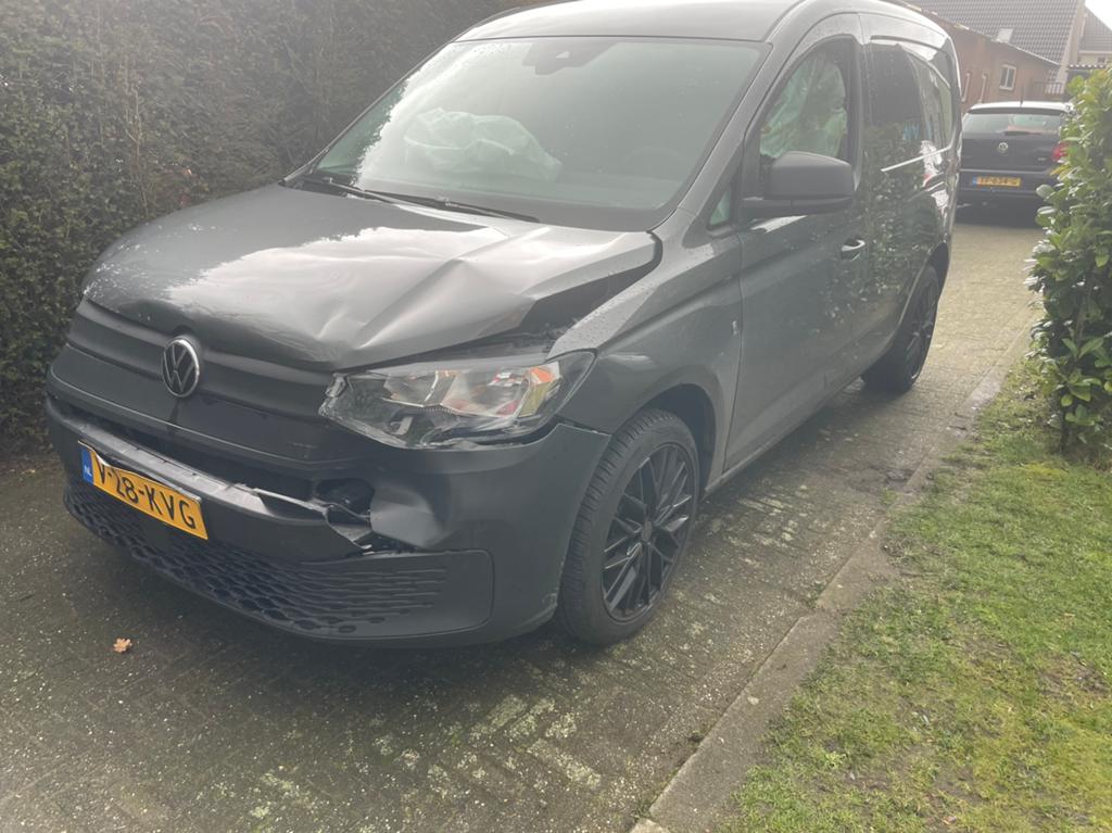 Vw caddy 2.0 tdi bj 2024 20000 km compleet kenteken, Auto diversen, Schadeauto's, Ophalen, Wit, Diesel, Overige carrosserieën