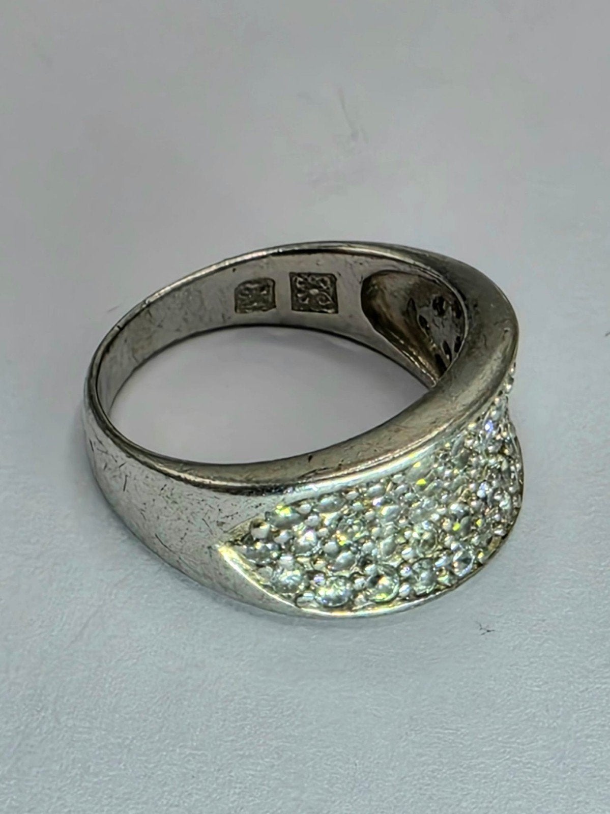 Zilveren Ring met Fonkelende Steentjes, Verzenden, Zo goed als nieuw, ., Dame