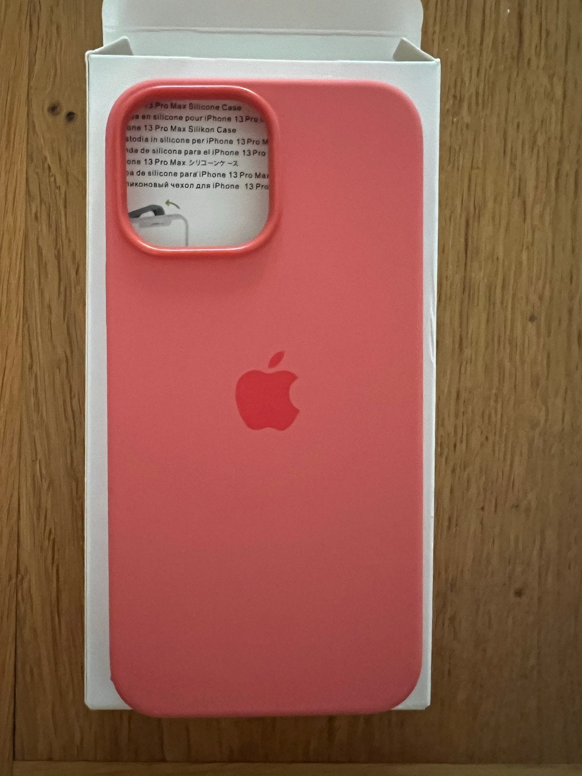 Apple iPhone 13 Pro Max Siliconen Hoesje MagSafe, MagSafe, Hoesje of Tasje, Ophalen of Verzenden, Rood