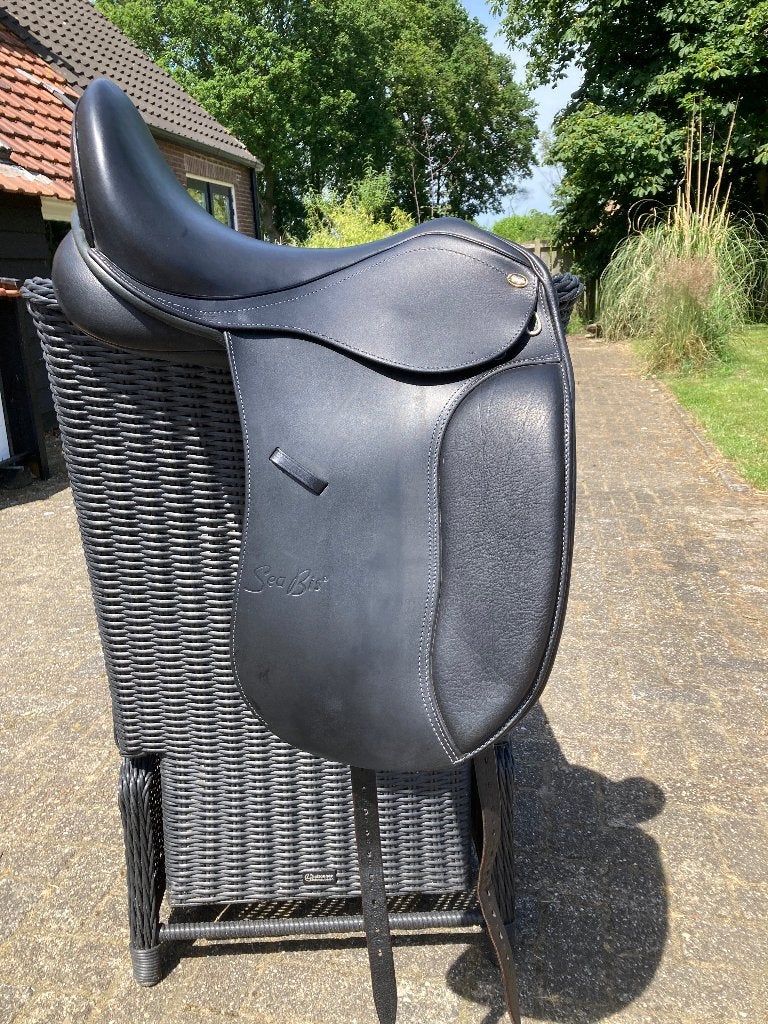 Zadels Seabis Isabell Werth Ruiz Diaz Edix courville, Dressuur, M (17 inch), Ophalen of Verzenden, Zo goed als nieuw