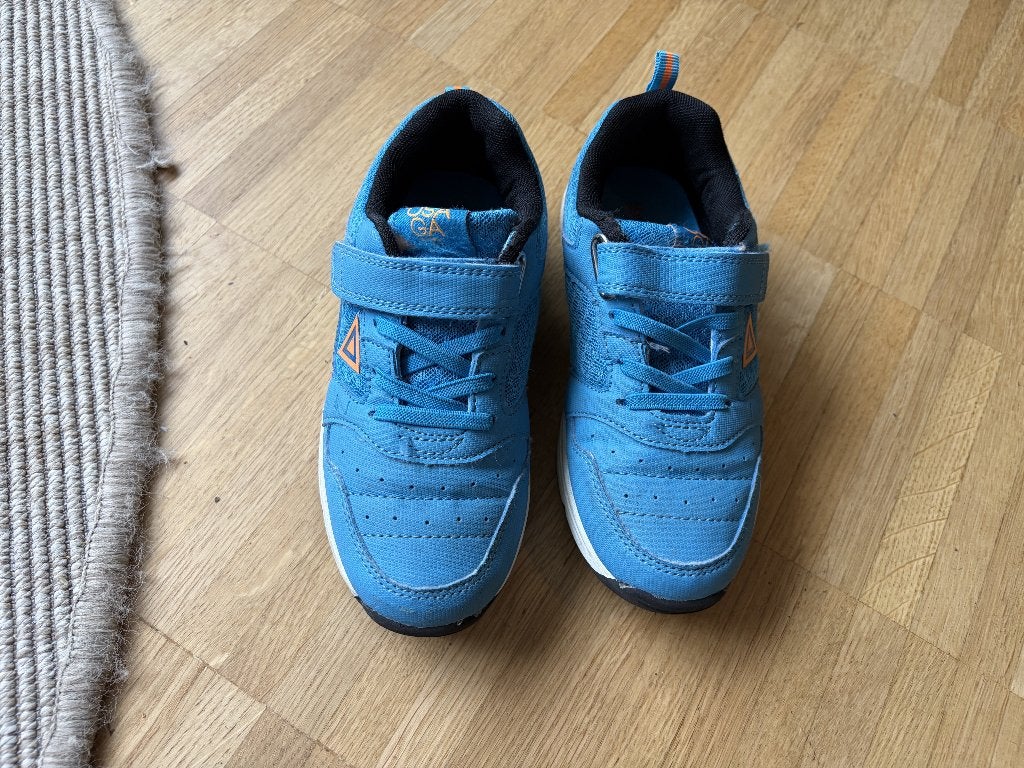 hockey schoenen veld jongen maat 32, Ophalen, Zo goed als nieuw, Schoenen