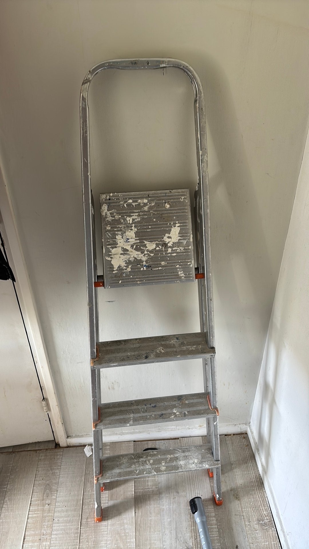 Klus trap, Ophalen, Zo goed als nieuw, Minder dan 2 meter