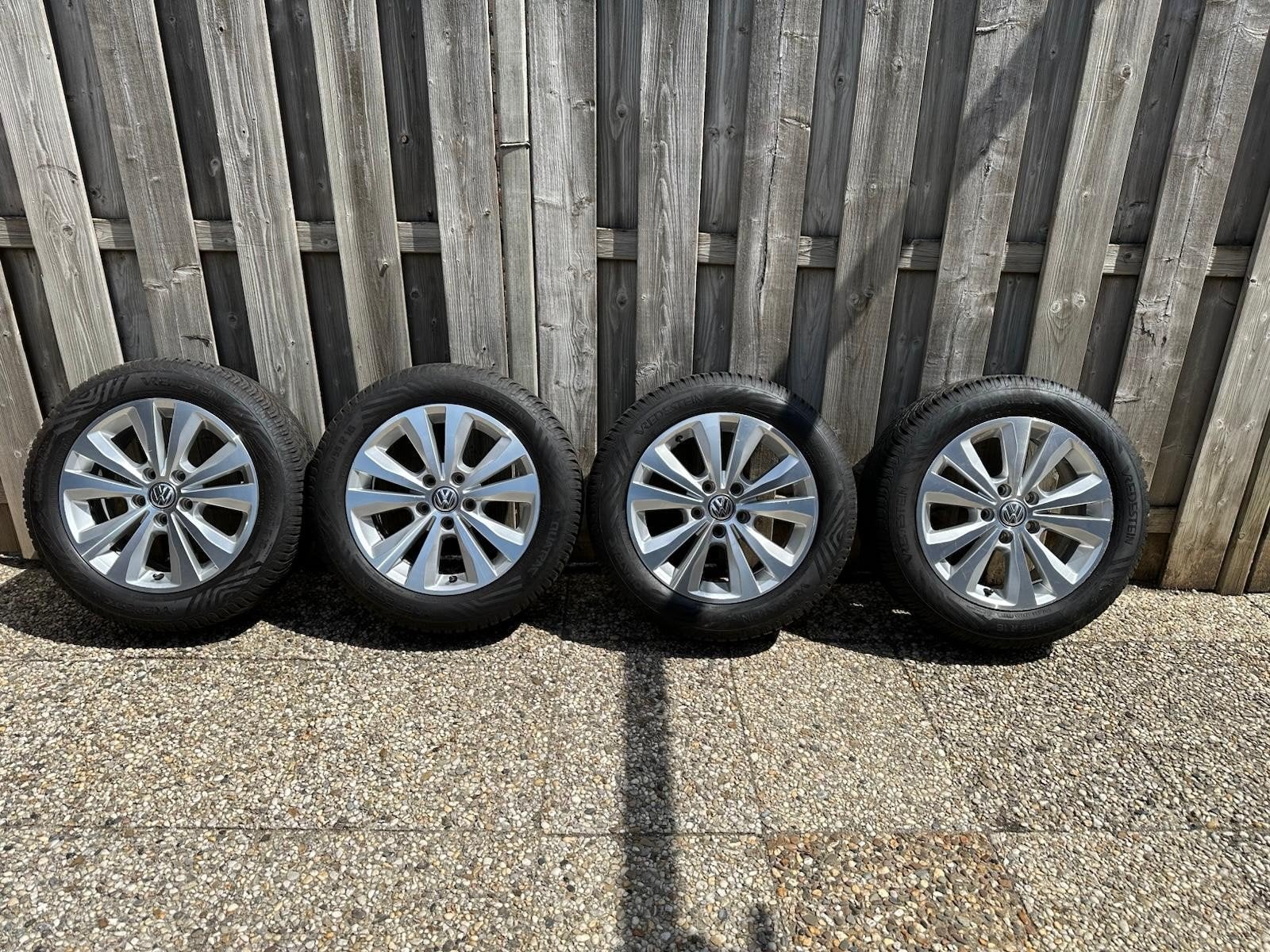 nette vw golf 7 velgen, Auto-onderdelen, Banden en Velgen, 16 inch, Zomerbanden, 205 mm, Ophalen of Verzenden