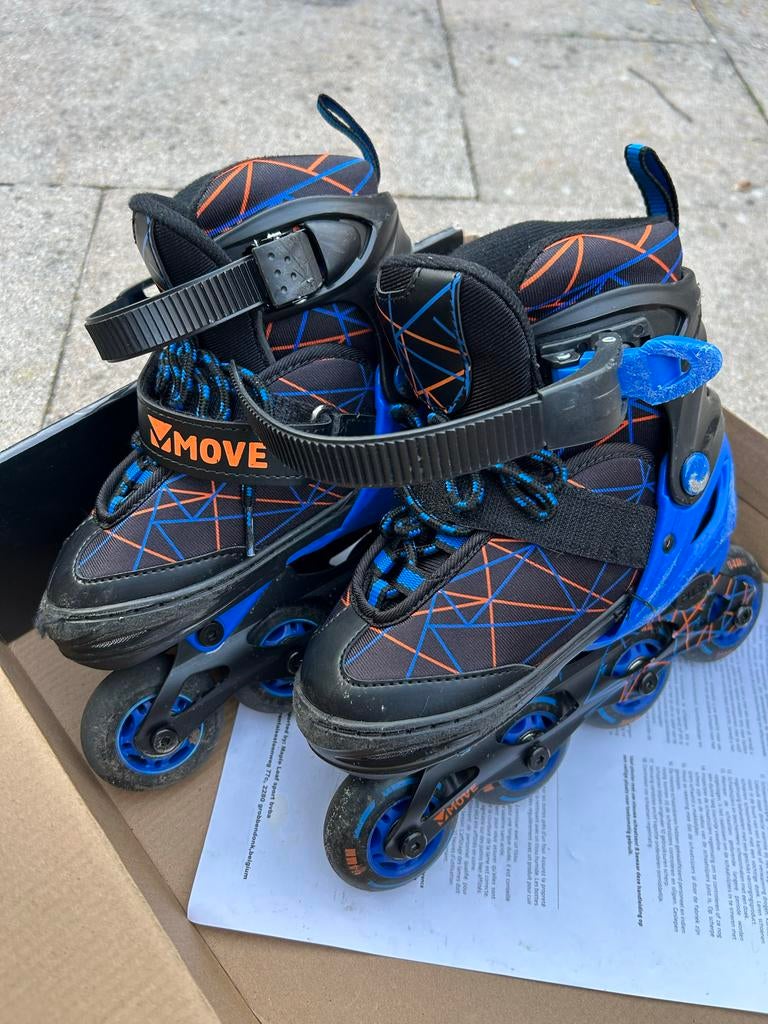 Move inline skates maat 30-33 verstelbaar, Ophalen of Verzenden, Verstelbaar, Gebruikt, Kinderen