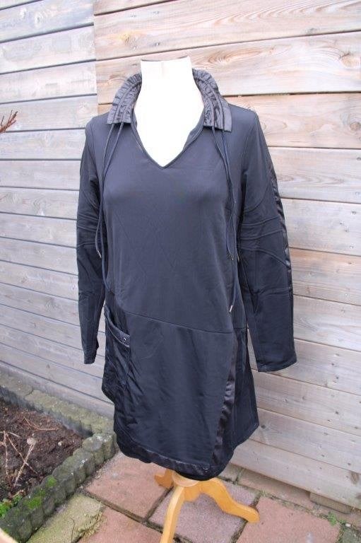 Jurk zwart MC Planet mt 2 (38) Vaste prijs, Kleding | Dames, Jurken, Maat 38/40 (M), Mc Planet, Zwart, Ophalen of Verzenden
