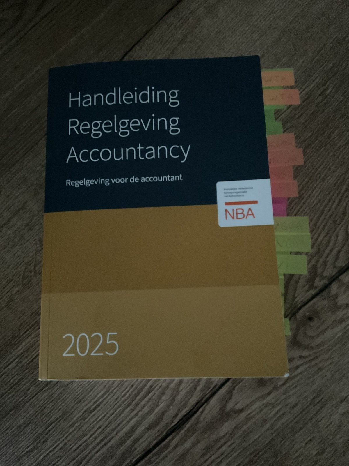 HANDLEIDING REGELGEVING ACCOUNTANCY 2025, Boeken, Verzenden, Zo goed als nieuw, Accountancy en Administratie