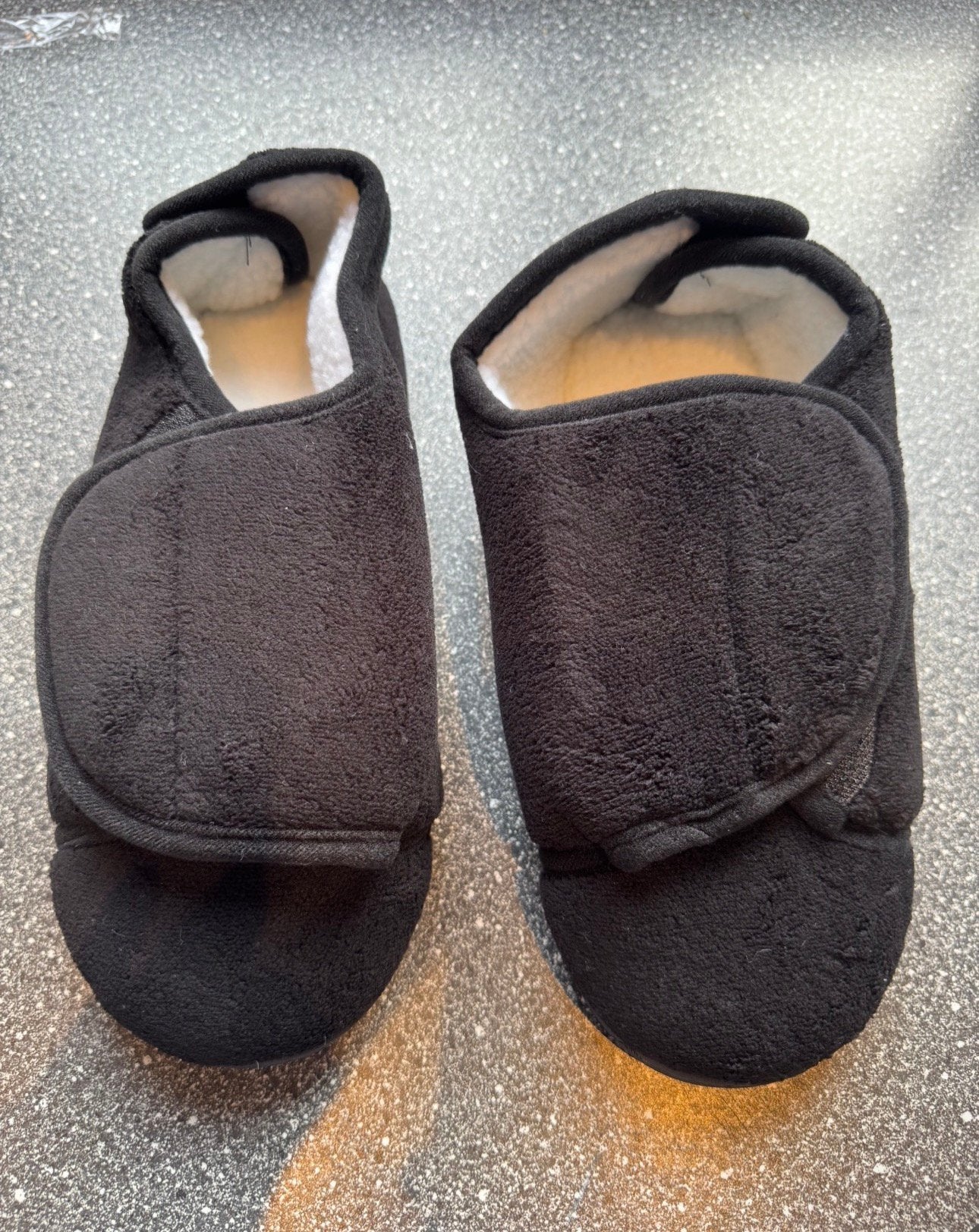 Verbandslof - Orthopedische sloffen - pantoffels - NIEUW, Kleding | Dames, Schoenen, Ophalen of Verzenden, Nieuw, Zwart, Pantoffels of Sloffen
