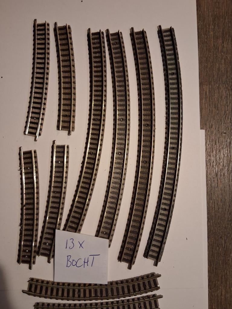 Set van 13 fleischmann bocht grote radius, Hobby en Vrije tijd, Modeltreinen | N-Spoor, Gebruikt, Gelijkstroom, Fleischmann, Rails