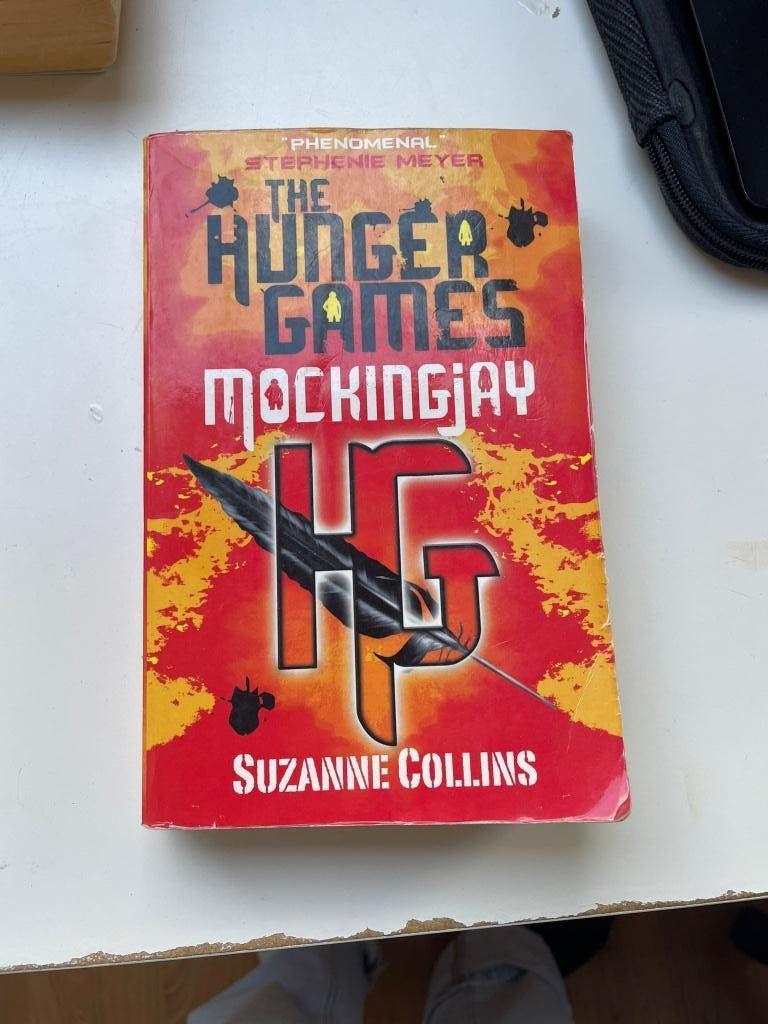 The hunger games mokingjay deel 3, Boeken, Ophalen of Verzenden, Gelezen