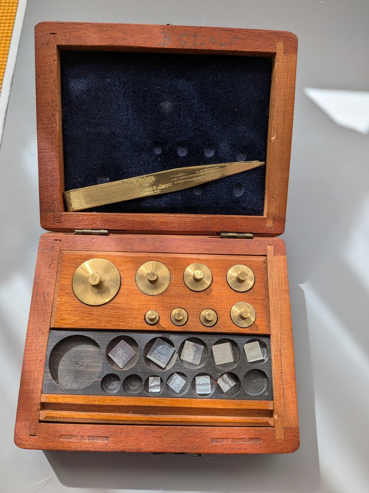 Antieke Messing Precisiegewichtenset in houten doosje, Ophalen