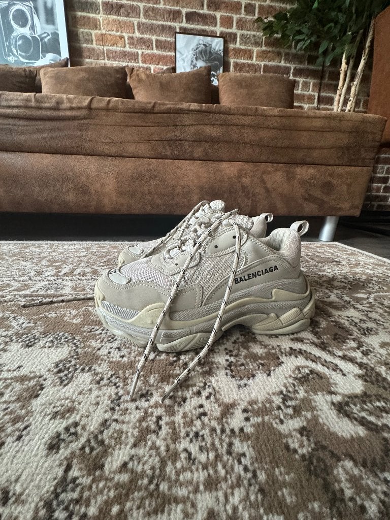 Balenciaga Triple S Beige – Size 37, Balenciaga, Beige, Ophalen of Verzenden, Sneakers of Gympen