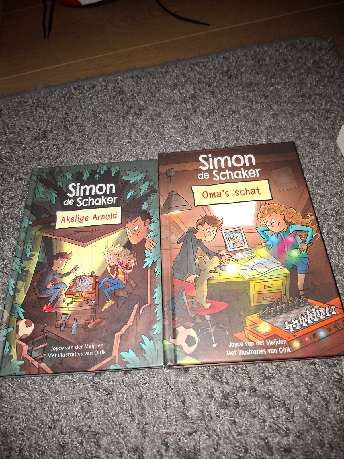 Simon de Schaker: Akelige Arnold & Oma's schat (2 boeken), Ophalen of Verzenden, Zo goed als nieuw, Joyce van der Meijden, Fictie